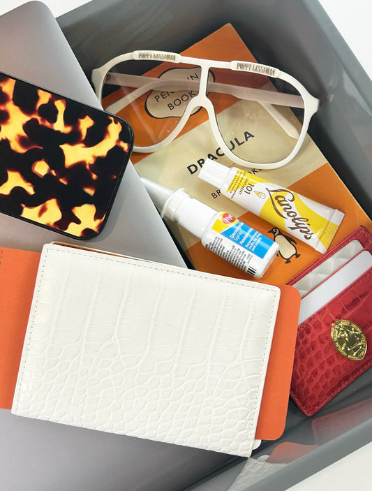 Skip Passport Holder - Blanc