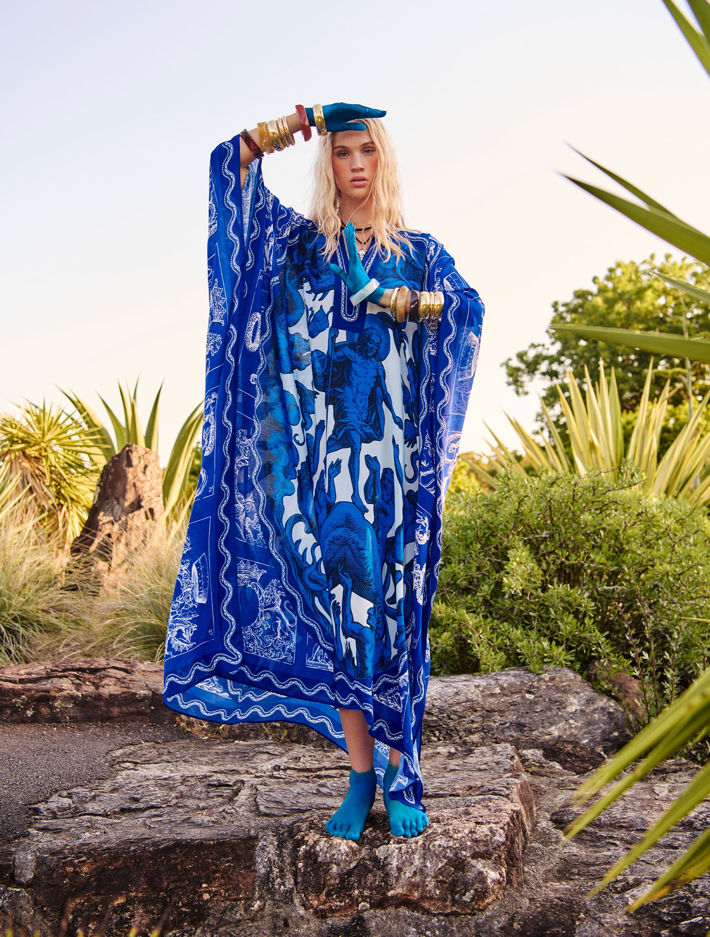 Rafi Kaftan - Electric Blue Limbo